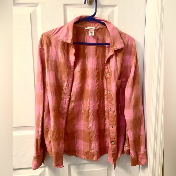 Victoria's Secret Tops - Victoria’s Secret Pink Button Down Top